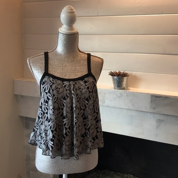 Free People Tops - Free People Lacey Lined Cut Out Back Top SP EUC